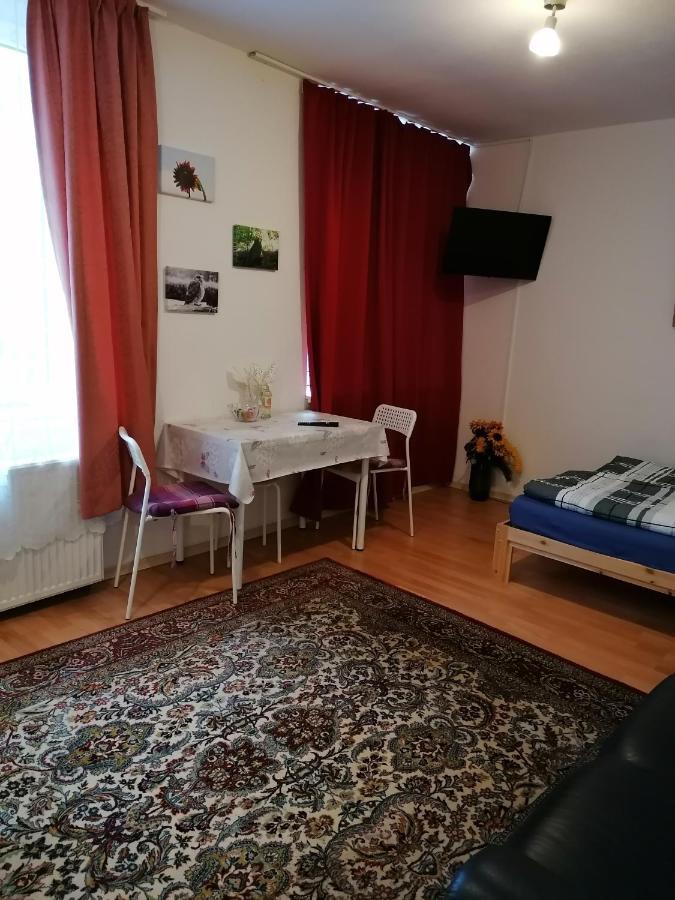 Monteurwohnung App 2 Pirmasens Extérieur photo